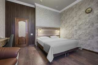 Гостиница Астория Волгоград Полулюкс на двоих с фотосессией по городу Волгограду-4