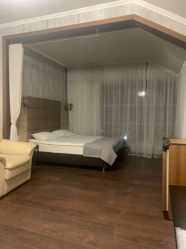 Гостиница Астория Волгоград-98